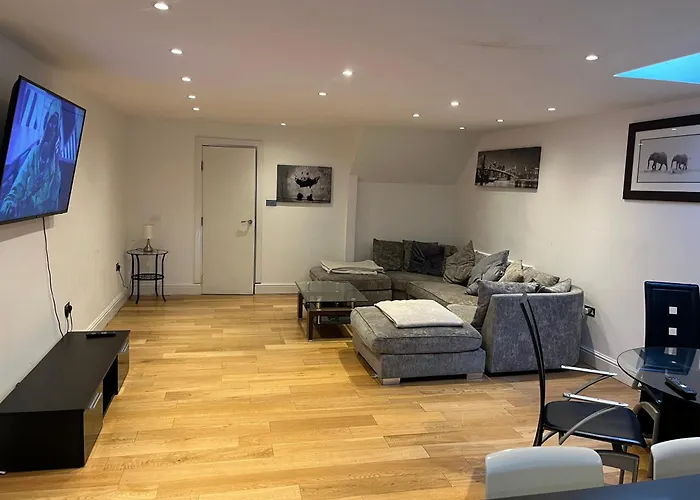 Southgate 5 Bedroom Property