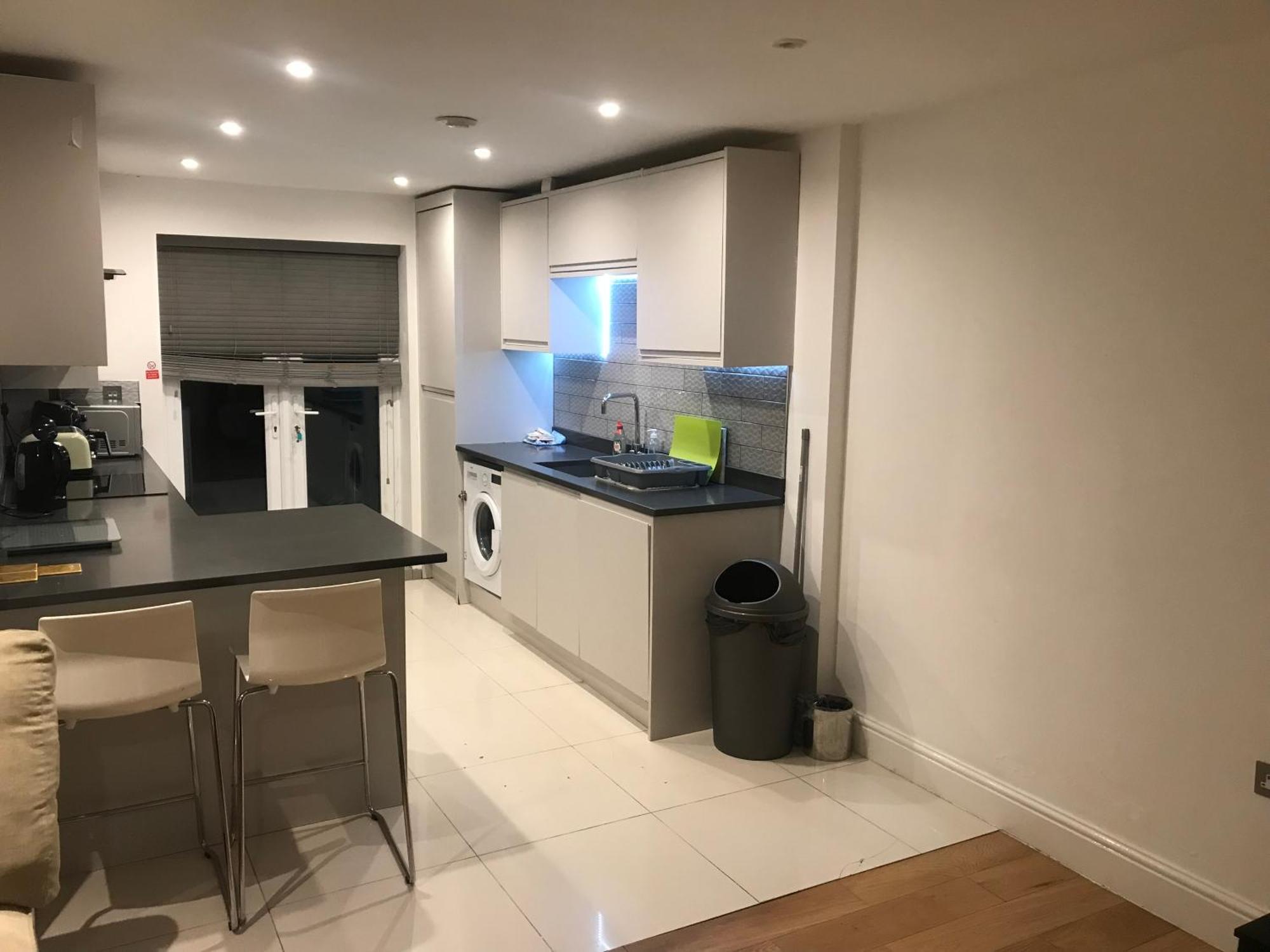 Southgate 5 Bedroom